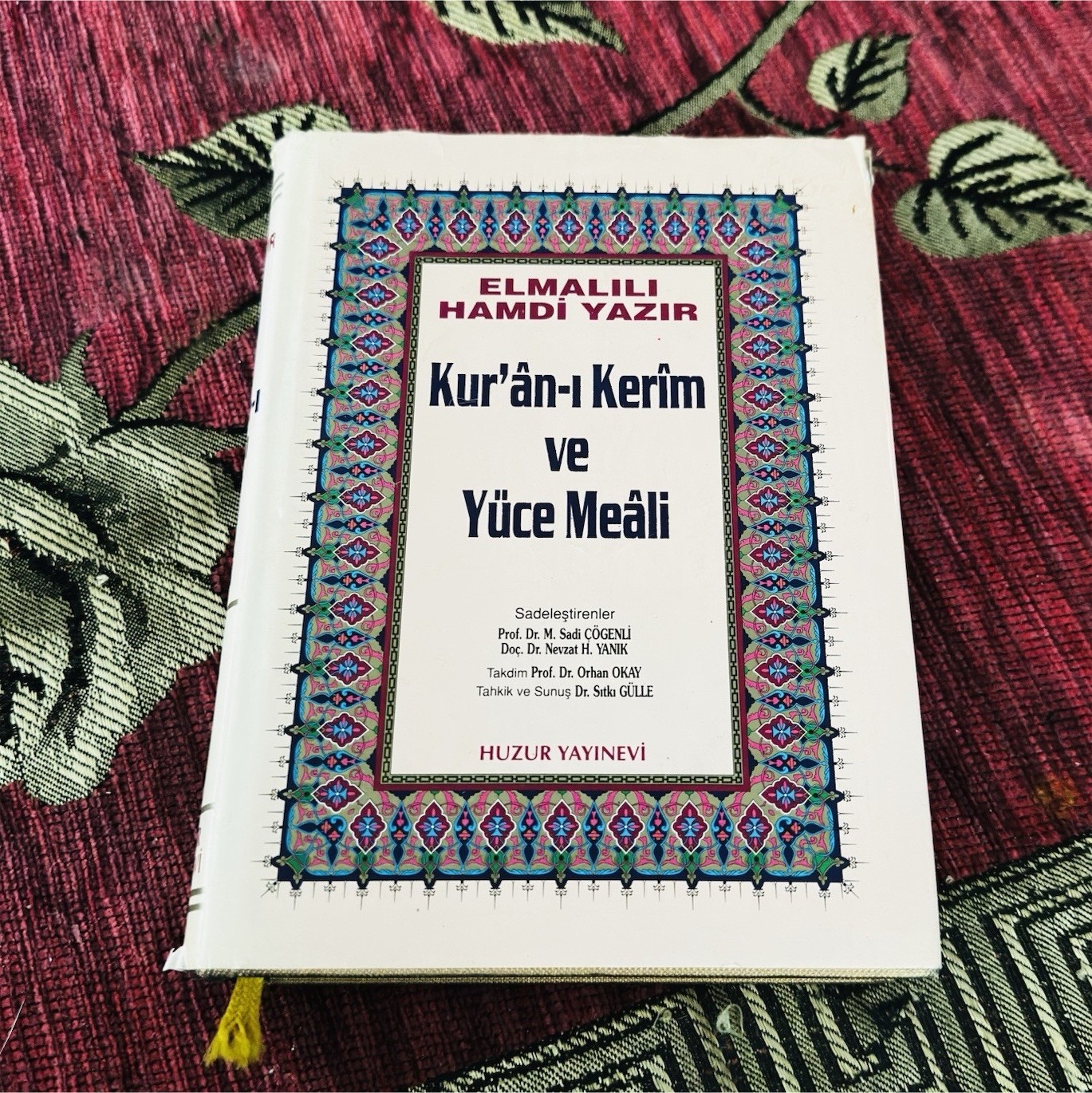 Quran Muslim Religion Book Elmalılı Hamdi Yazır Kur’ân-ı Kerîm ve Yüce Meâli